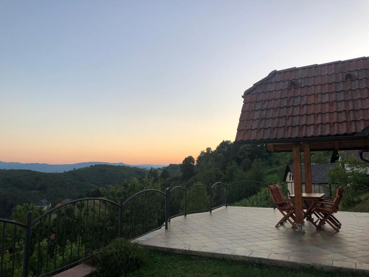 Vineyard Cottage Janko & Metka Otocec Bagian luar foto