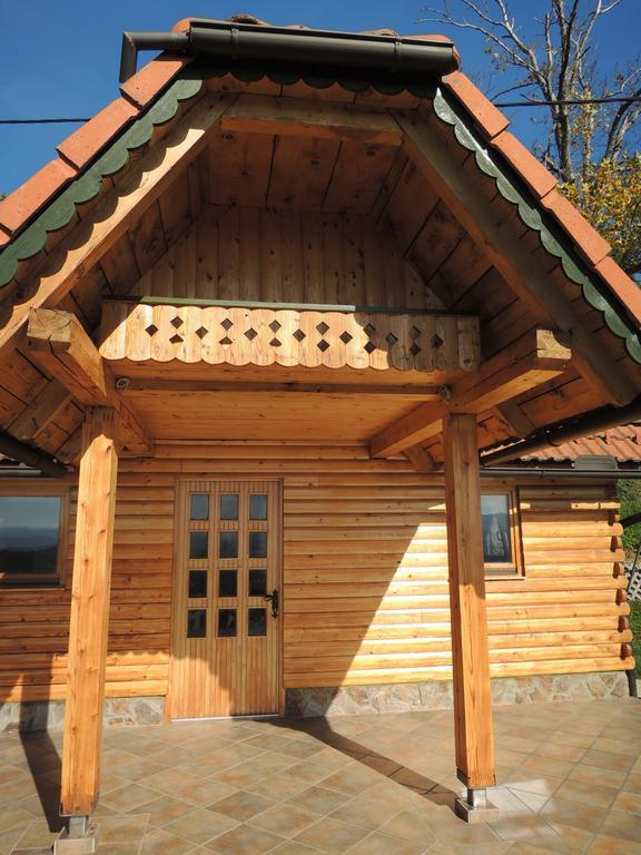 Vineyard Cottage Janko & Metka Otocec Bagian luar foto